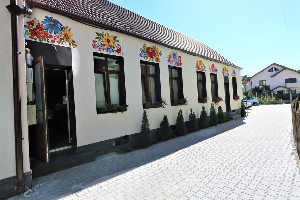 Flowers House Sibiu Luaran gambar