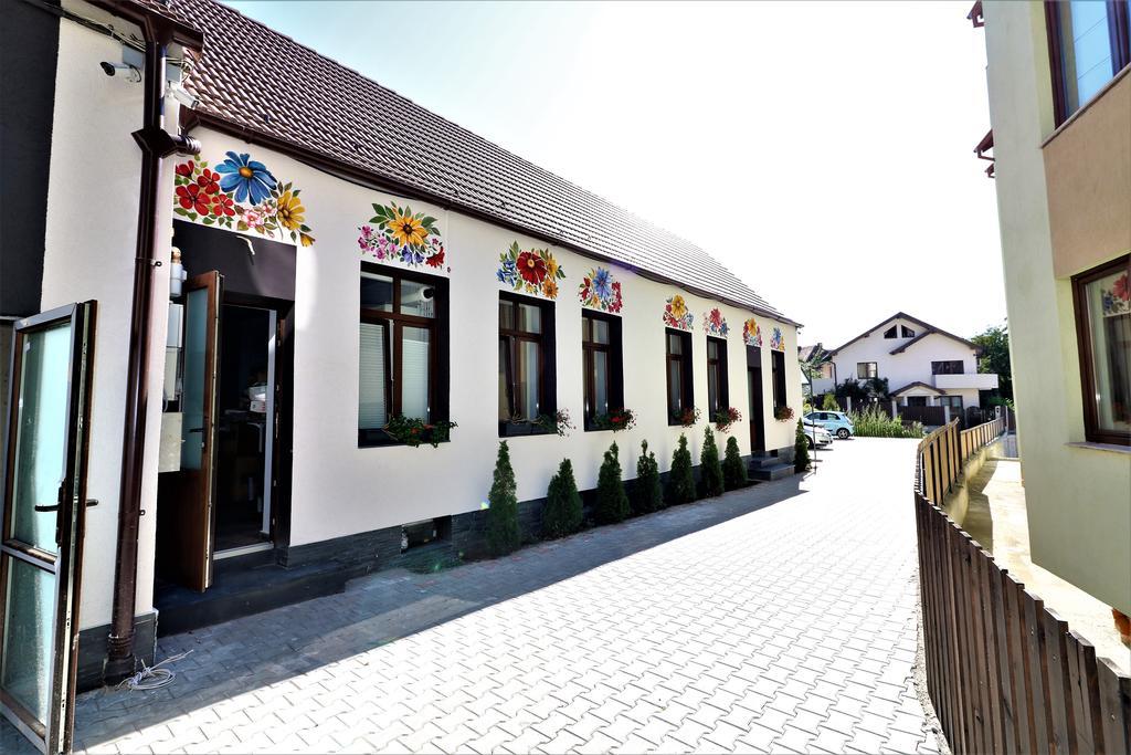 Flowers House Sibiu Luaran gambar