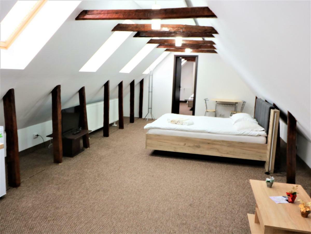 Flowers House Sibiu Luaran gambar