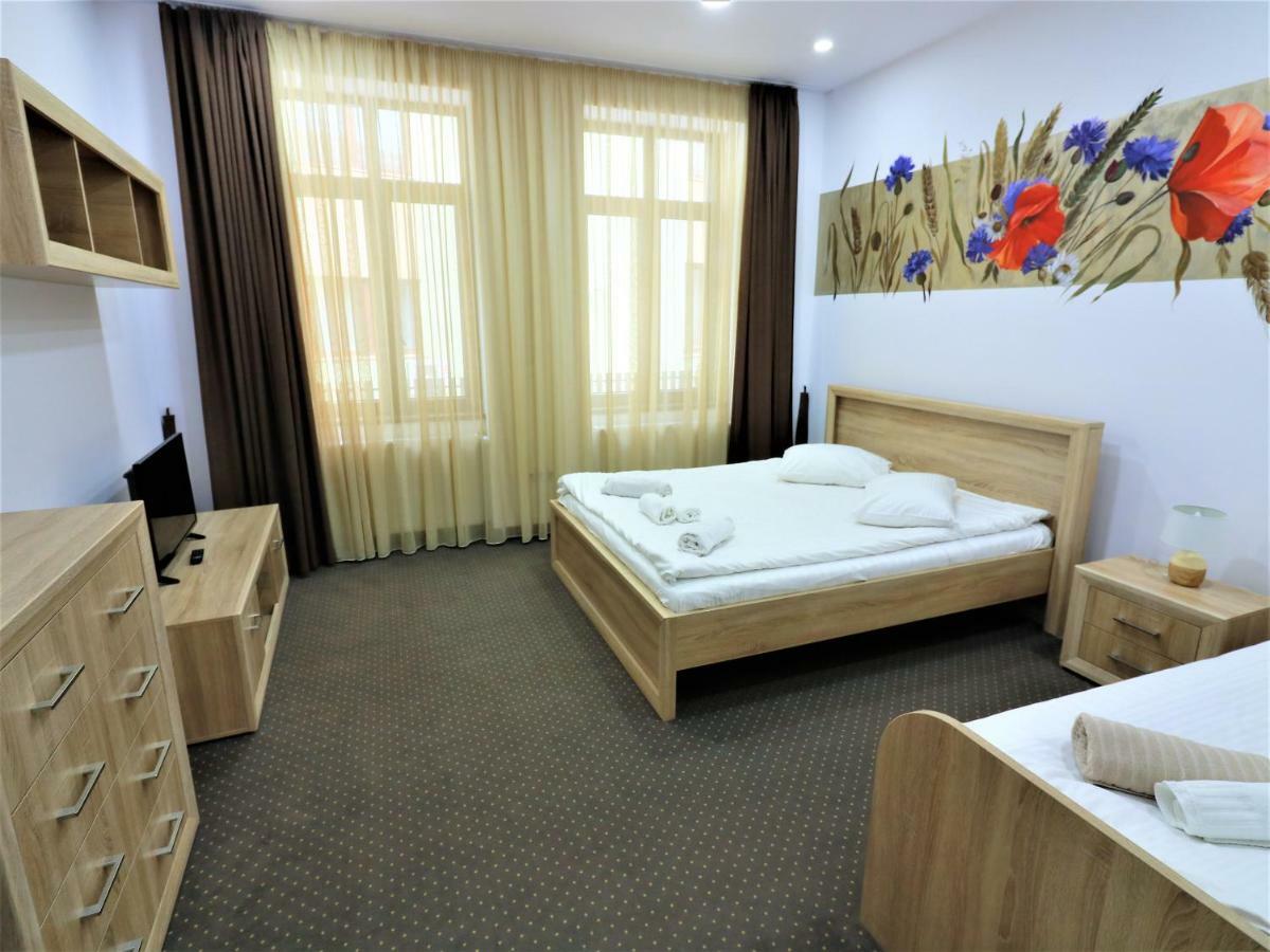 Flowers House Sibiu Luaran gambar